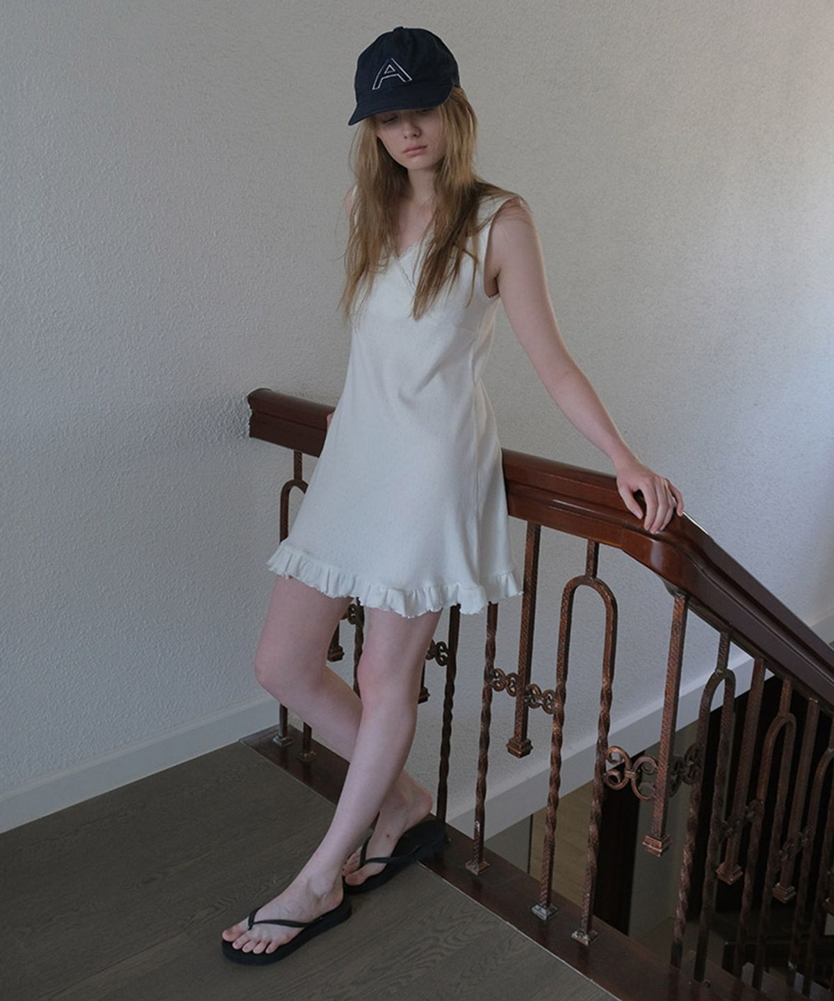 타버트(TARVERT) Lily Eyelet V-Neck Mini Dress - Ivory