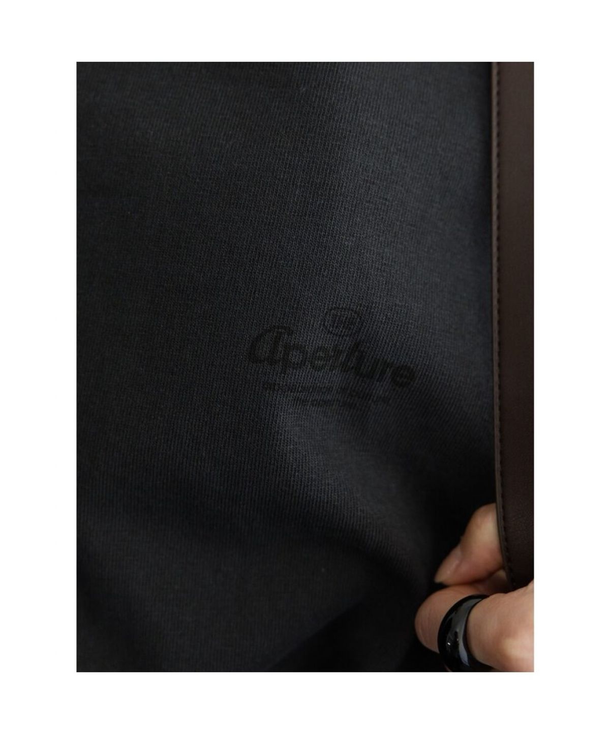 디애퍼처(THE APERTURE) Unisex Aperture Boxy TShirt  Black (TA6141A025)