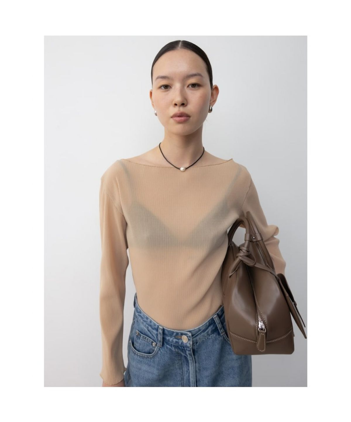 디애퍼처(THE APERTURE) Teana Pleated Top  Beige (TA6241A02A)