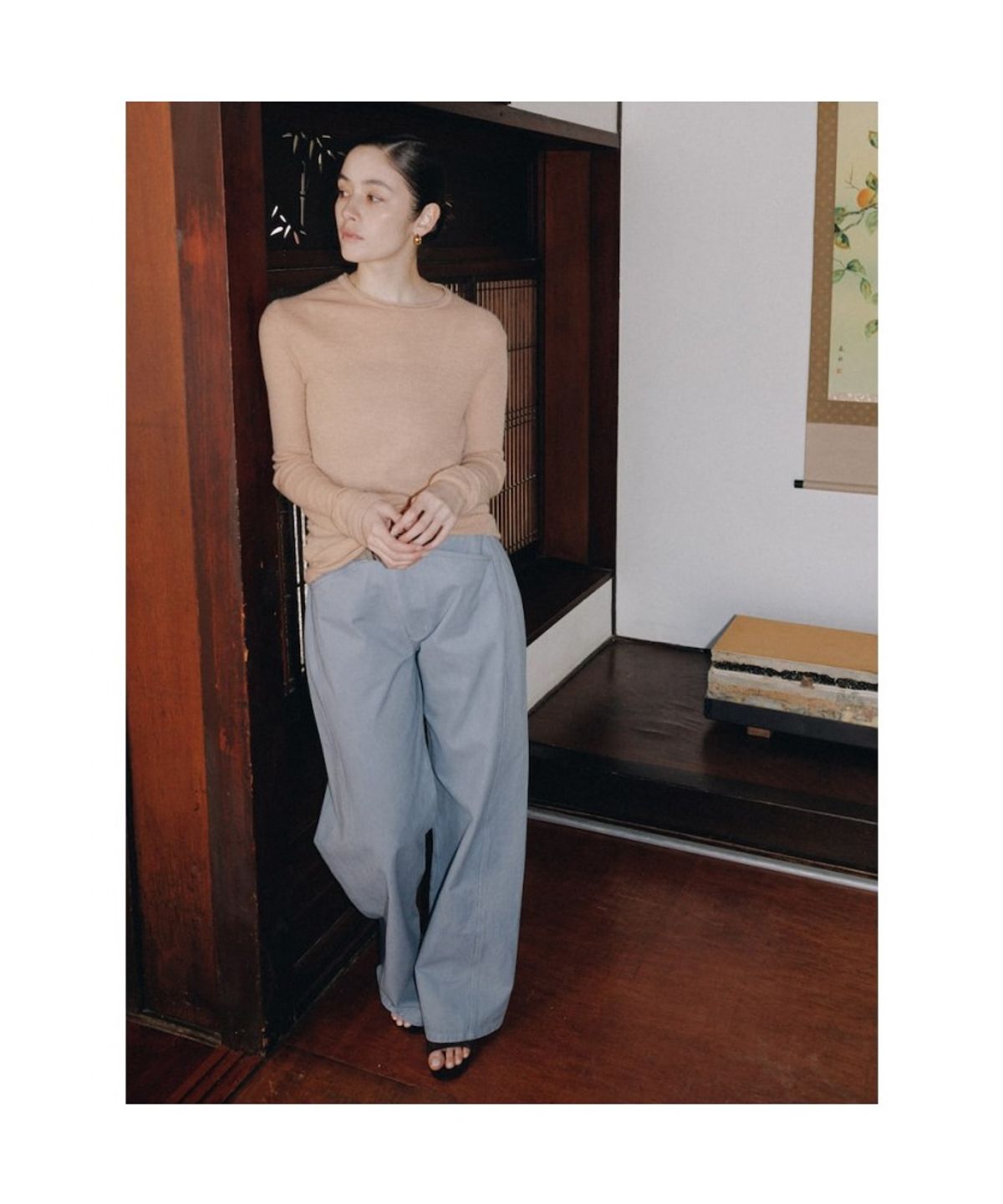 디애퍼처(THE APERTURE) Sheer Round Knit Top  Salmon Pink (TA6251A089)