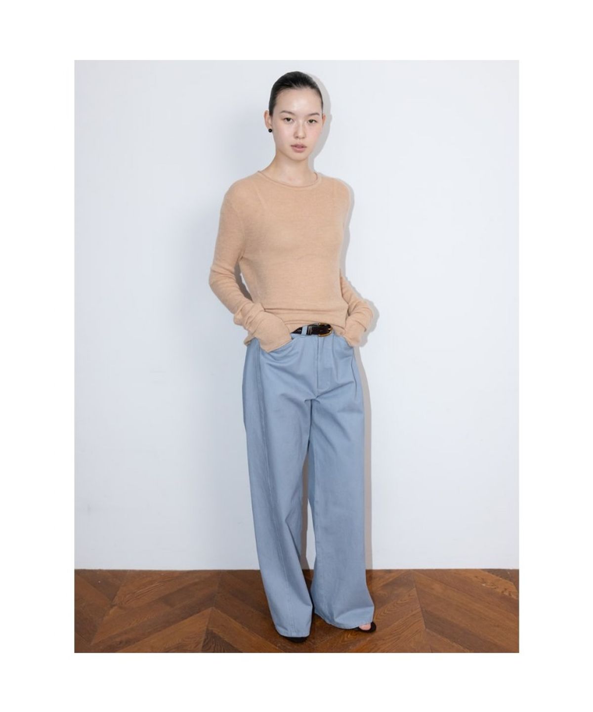 디애퍼처(THE APERTURE) Sheer Round Knit Top  Salmon Pink (TA6251A089)