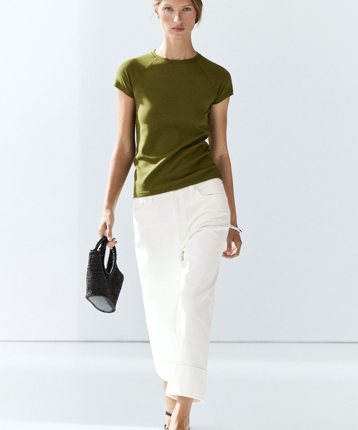 마시모두띠(MASSIMO DUTTI) 래글런 반팔 티셔츠