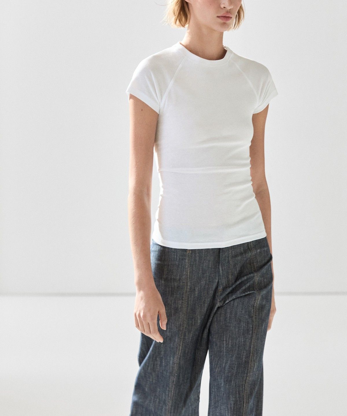 마시모두띠(MASSIMO DUTTI) 래글런 반팔 티셔츠