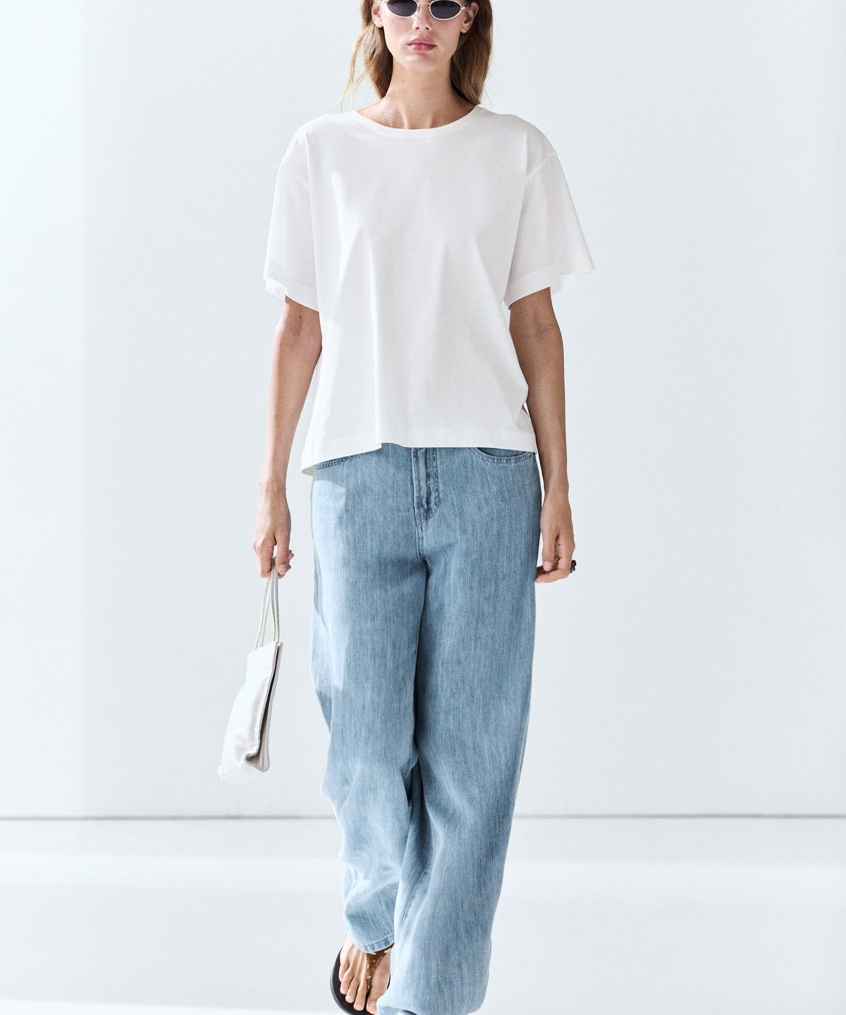 마시모두띠(MASSIMO DUTTI) 100% 코튼 반팔 티셔츠