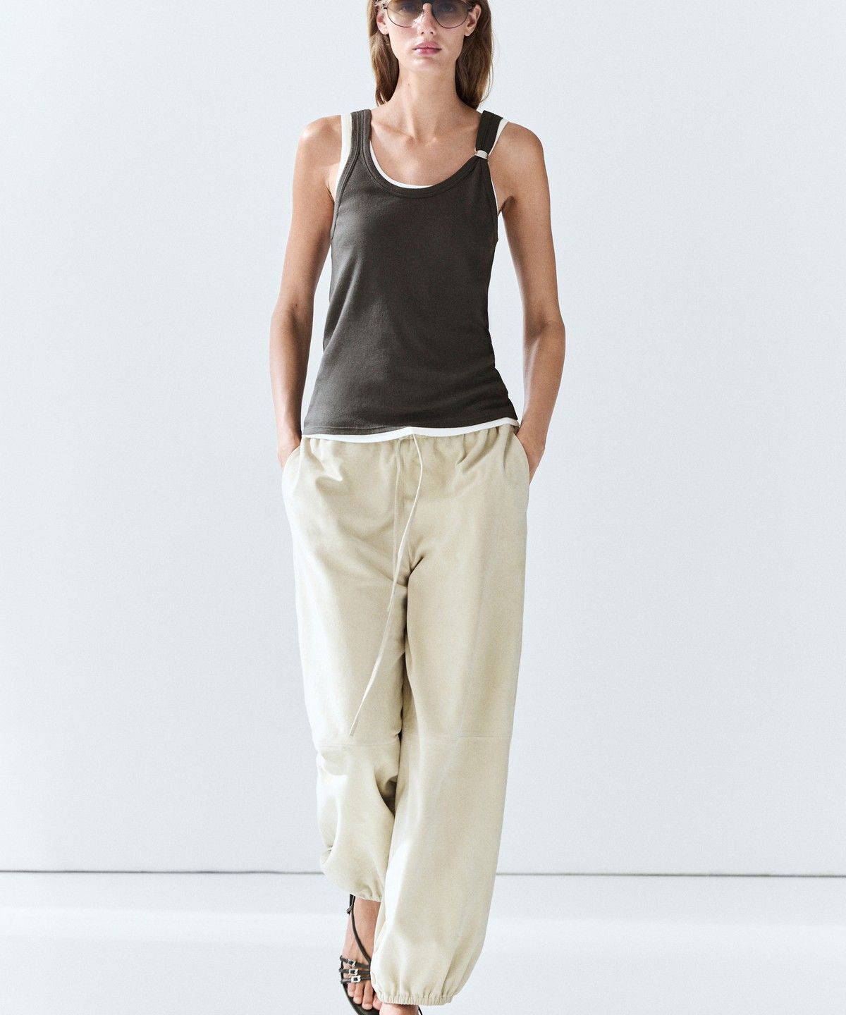 마시모두띠(MASSIMO DUTTI) 주얼 장식 더블 레이어 톱