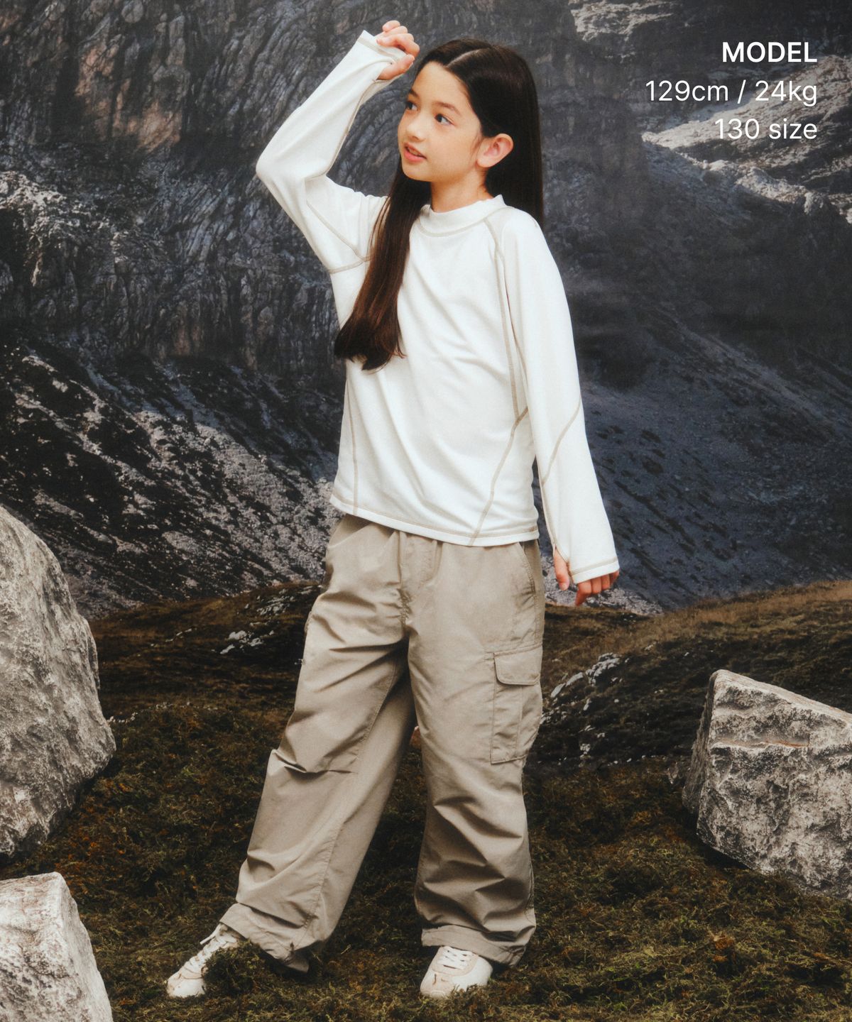 무신사 스탠다드 키즈(MUSINSA STANDARD KIDS) [시티 레저] 스트럭처드 모크 넥 긴소매 티셔츠 [스톤 화이트]