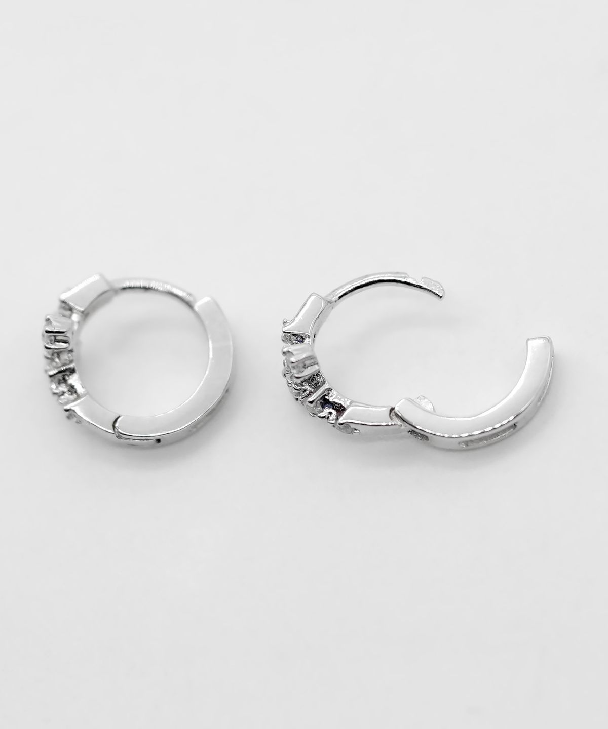 아이엠제이(IAMJ) [925 Silver] 루미 크로스 귀걸이