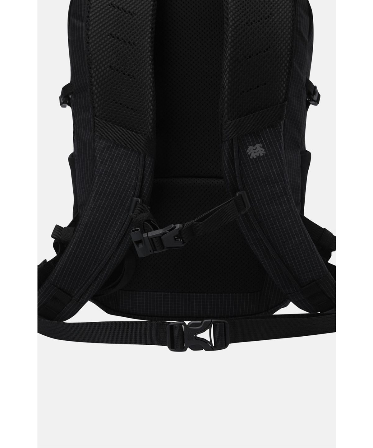 코오롱스포츠(KOLON SPORT) 티어드롭형 AXIOM 백팩 10L QEBXX26211BLK