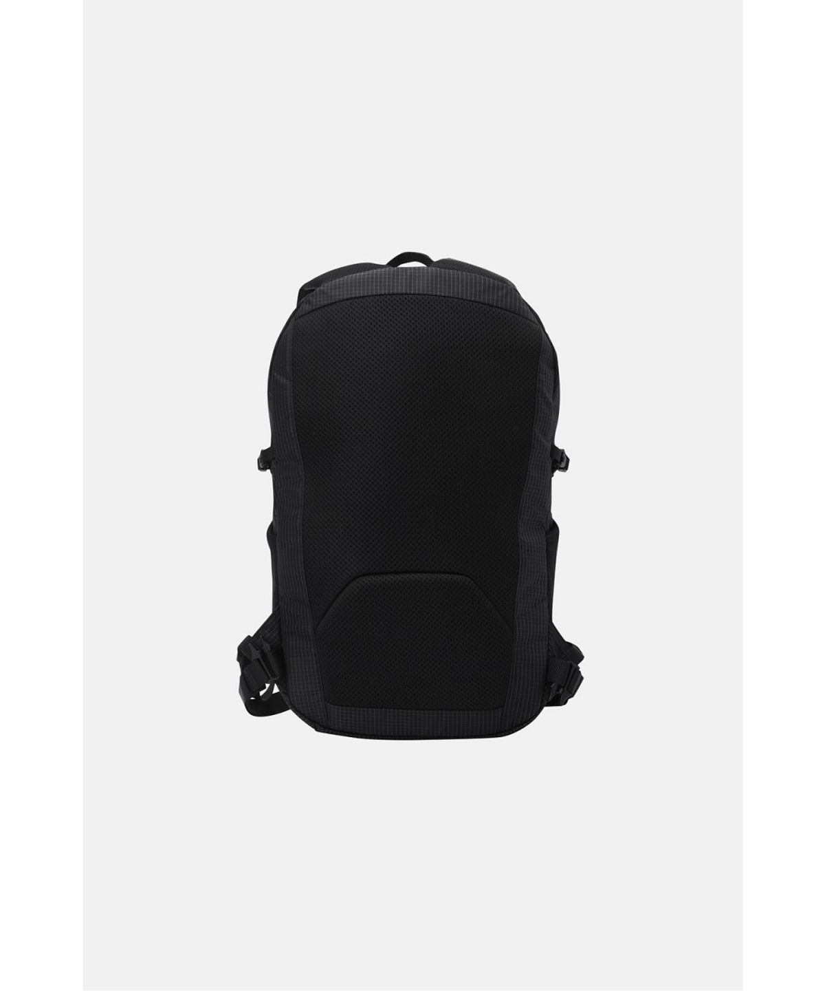 코오롱스포츠(KOLON SPORT) 티어드롭형 AXIOM 백팩 10L QEBXX26211BLK
