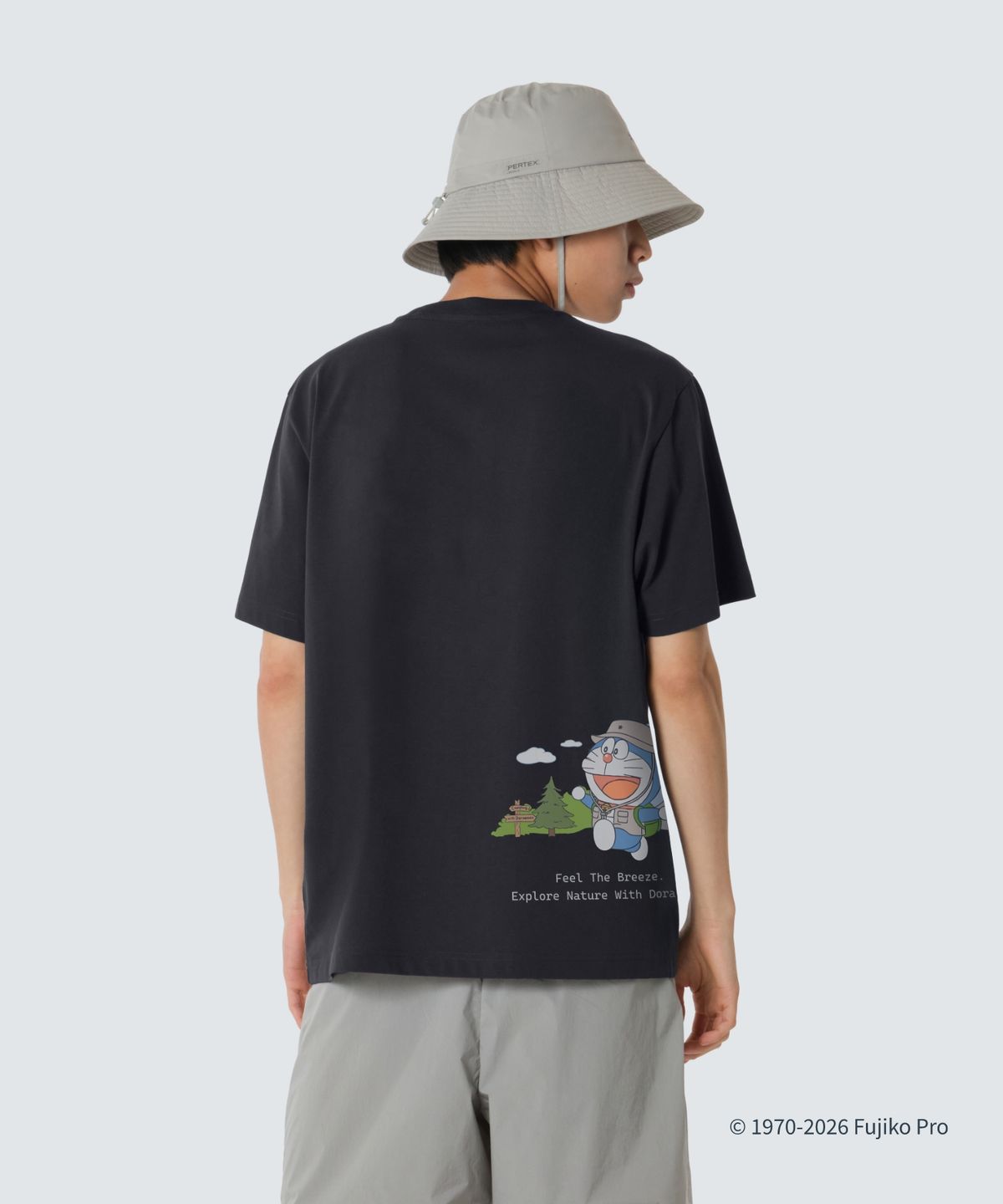 스노우피크 어패럴(SNOWPEAK APPAREL) [스노우피크 I 도라에몽] 백패킹 반팔 티셔츠 (S26MUFTS96) Dark Navy