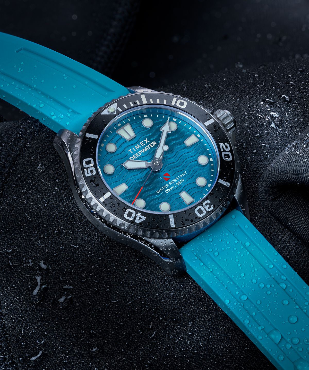 타이맥스(TIMEX) 딥워터 메리디안200 HNBR 고무스트랩 시계 38mm