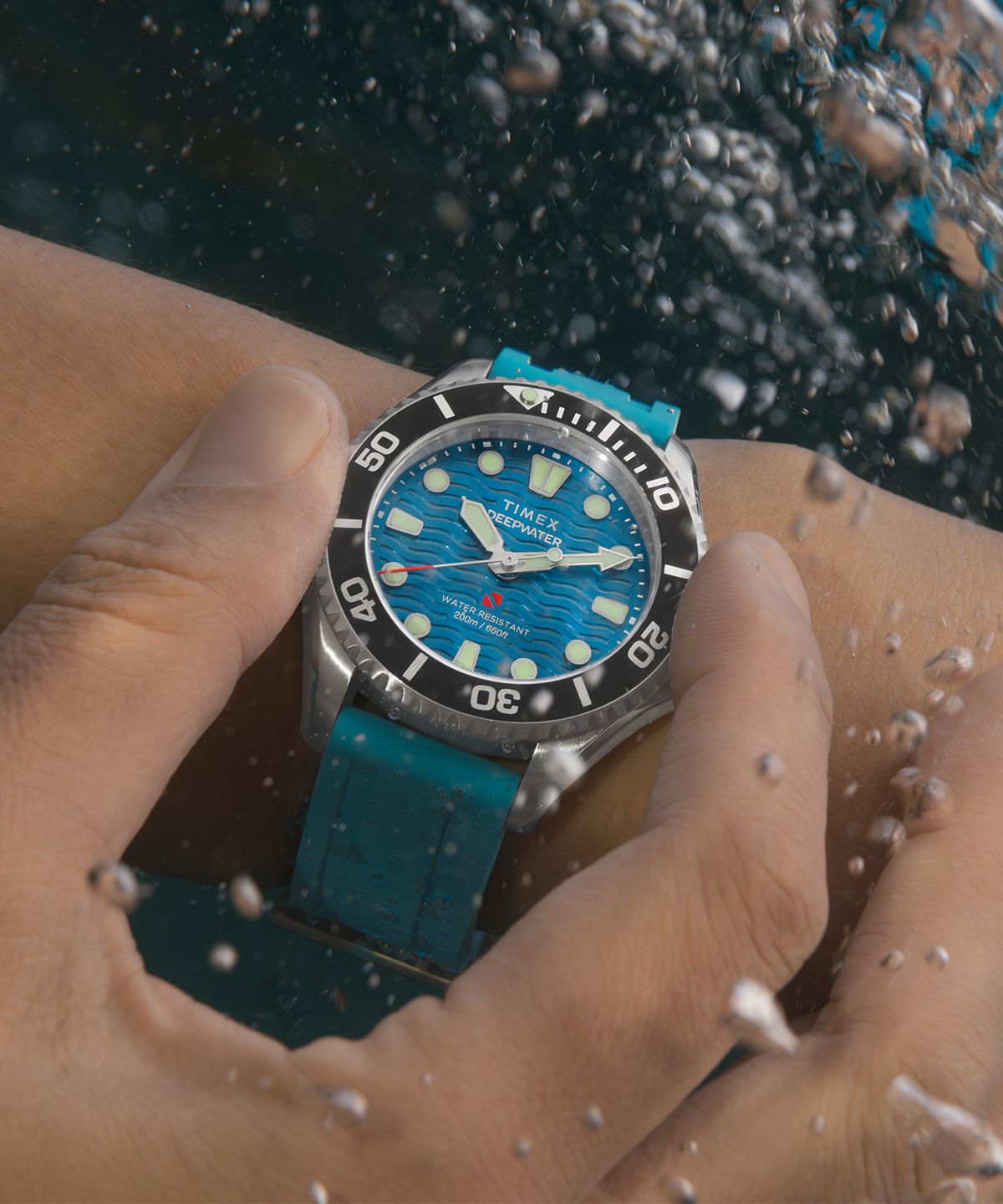 타이맥스(TIMEX) 딥워터 메리디안200 HNBR 고무스트랩 시계 38mm