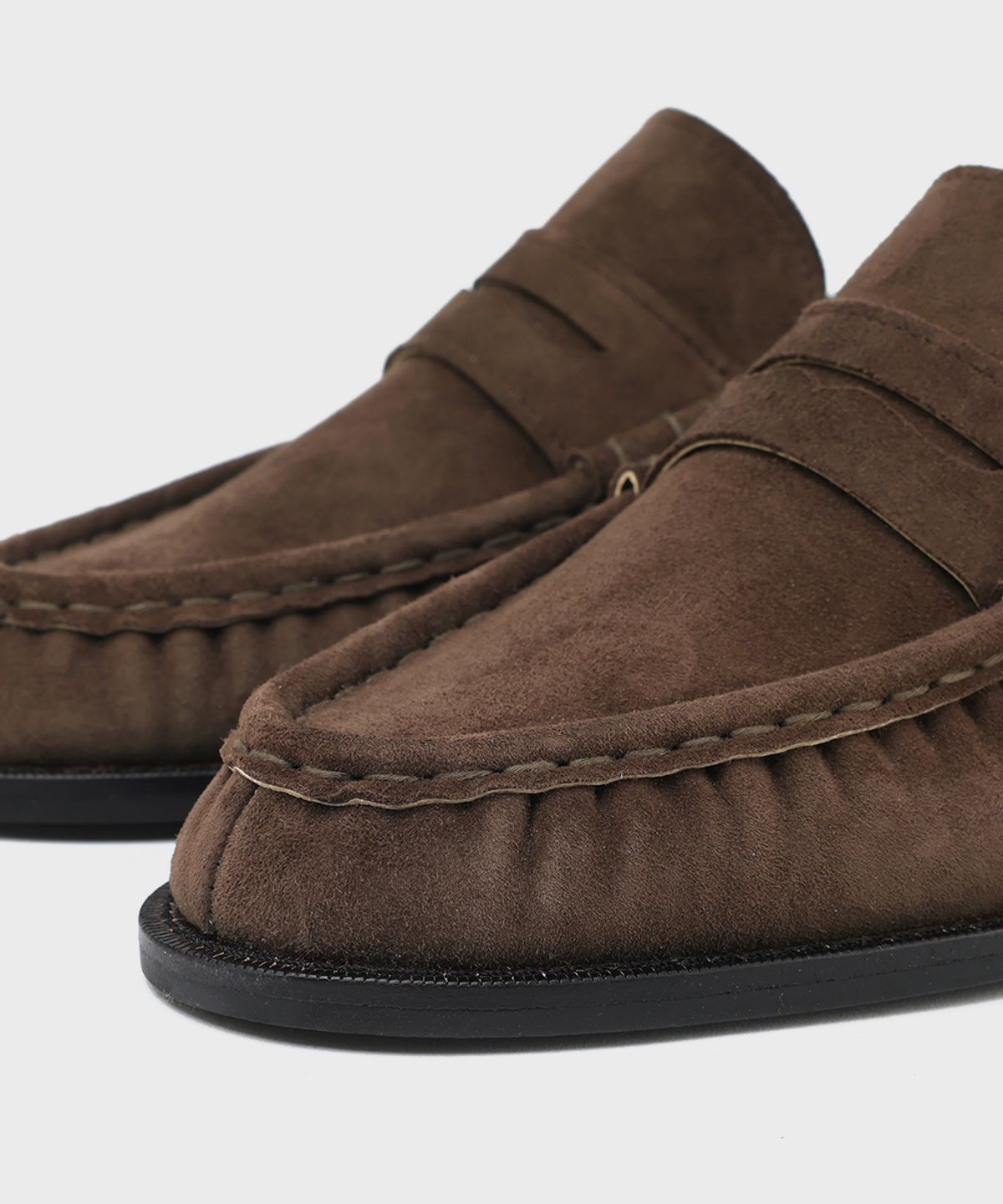 피렌체 아뜨리에(FIRENZE ATELIER) [홍창] 셔링디테일 스탠다드 페니로퍼 4080 [DARK BROWN SUEDE]