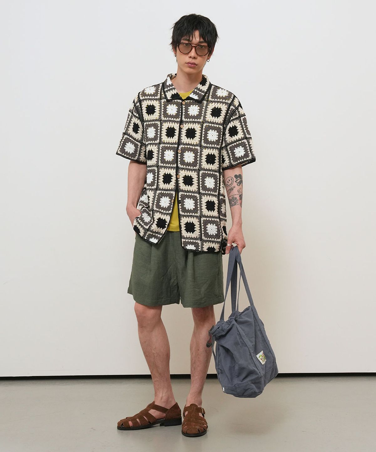 제너럴아이디어(GENERALIDEA) UNISEX 그래니 스퀘어 하프 가디건 [2COL] / GF2UKC019