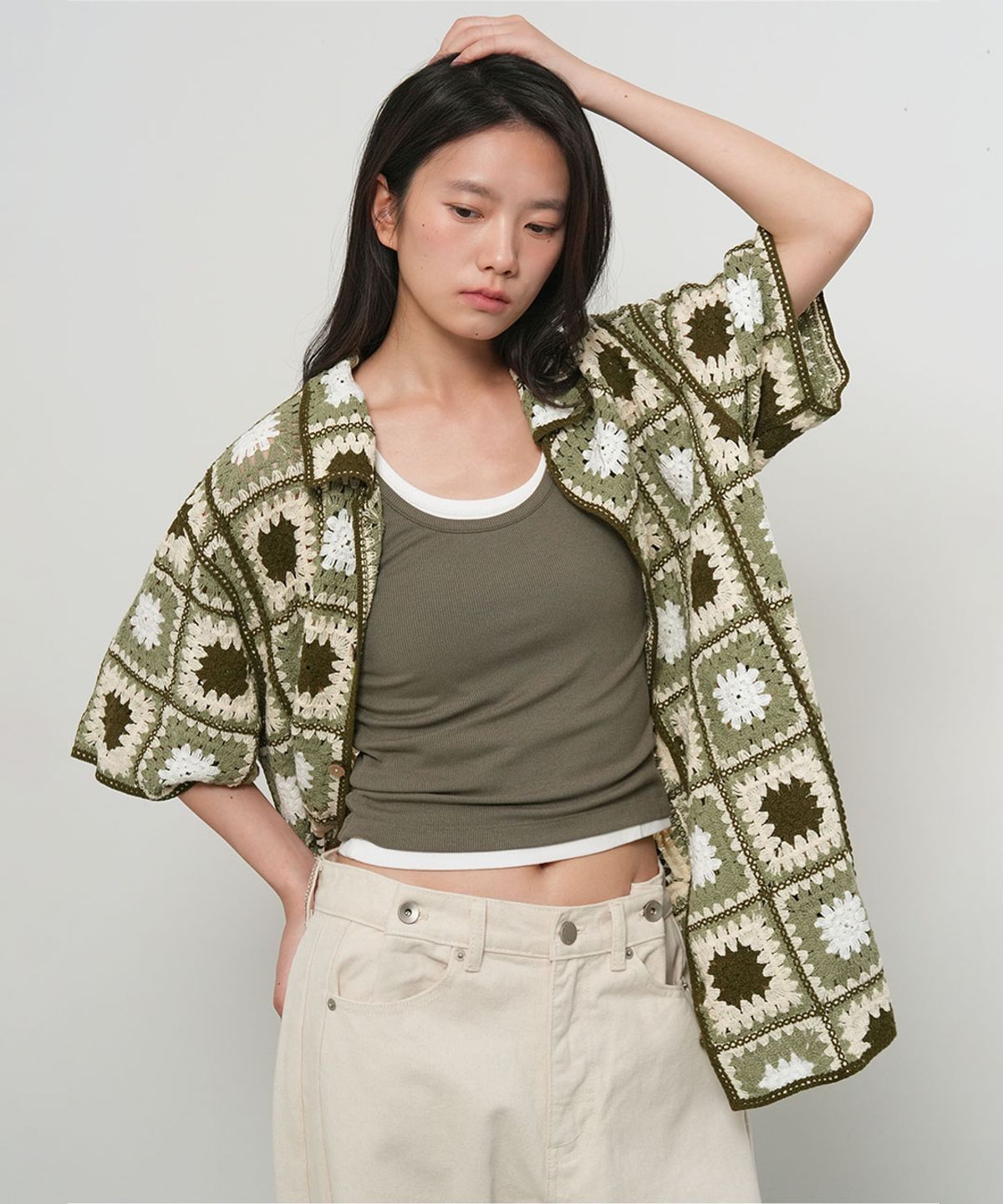 제너럴아이디어(GENERALIDEA) UNISEX 그래니 스퀘어 하프 가디건 [2COL] / GF2UKC019