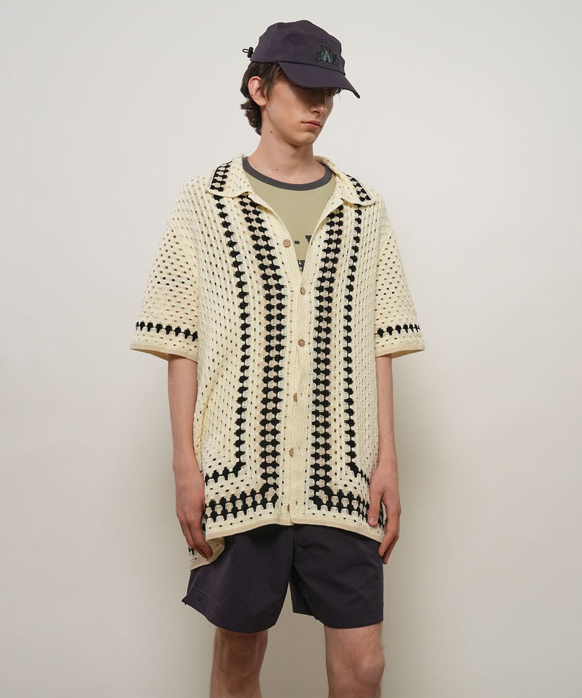 제너럴아이디어(GENERALIDEA) UNISEX 그래니 배색 하프 가디건 [3COL] / GF2UKC018