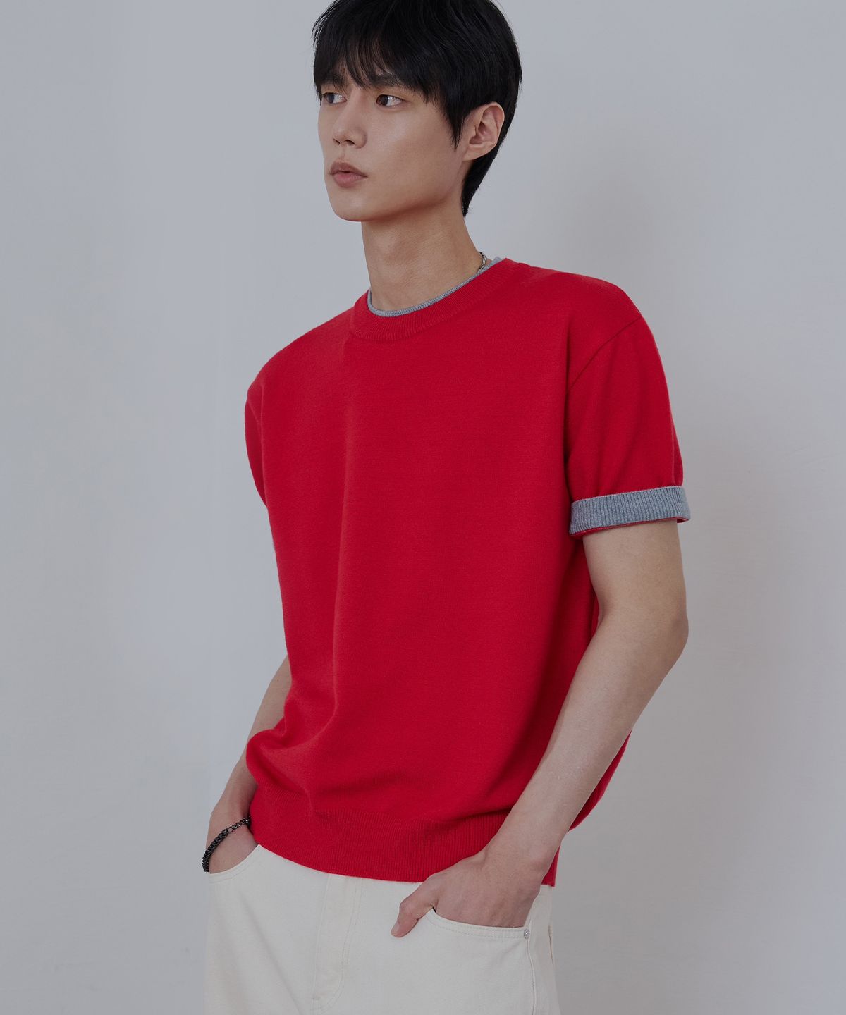 노드유(NODU) 레이어드 배색 라운드 크롭 하프 니트 [레드]