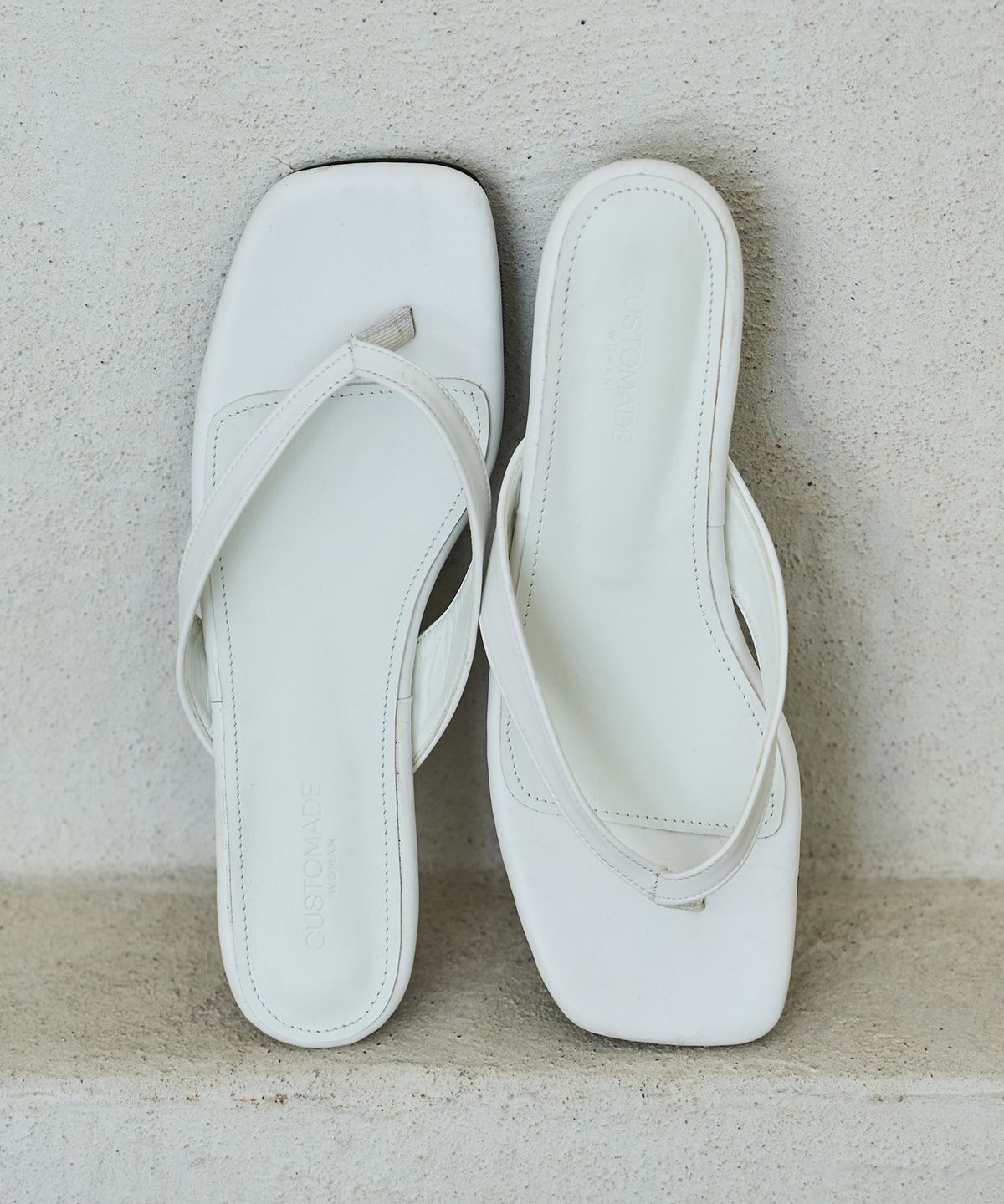 커스텀에이드 우먼(CUSTOMADE WOMAN) 루미 키튼 플립 뮬 3cm (CW0104WH)