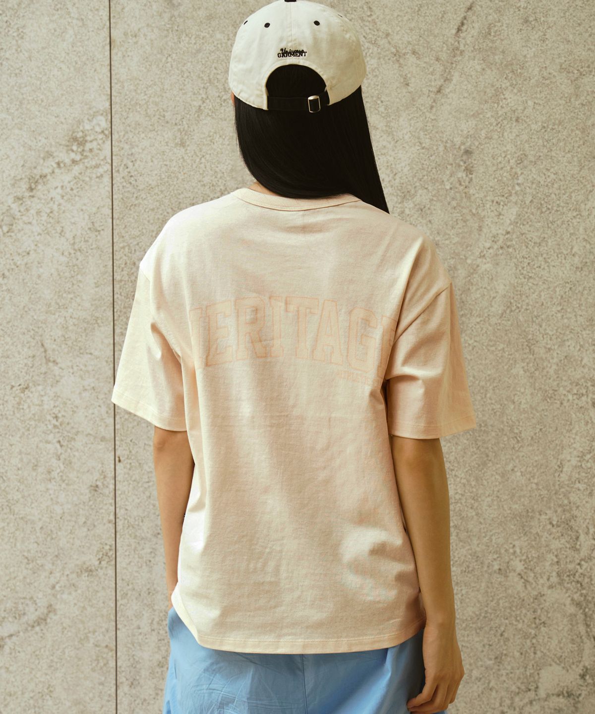 유니버스 가먼트(UNIVERSE GARMENT) 뉴트로 프렙 RHUG 티셔츠_IVORY