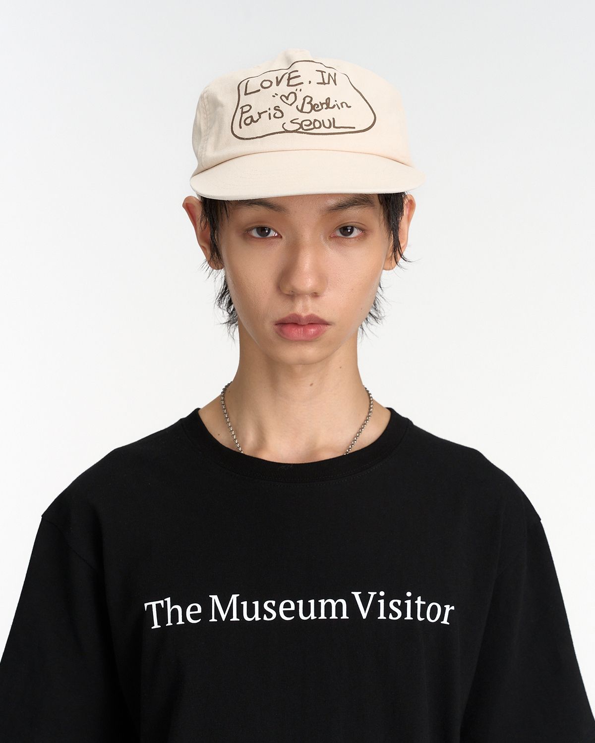 더뮤지엄비지터(THEMUSEUMVISITOR) LOVE IN WASHED BALL CAP (IVORY)