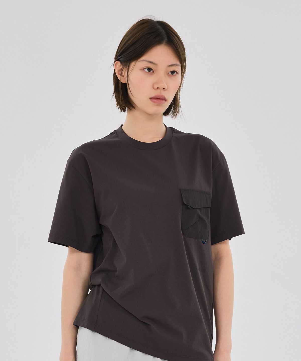 헬리녹스 웨어(HELINOX WEAR) 멀티 포켓 반팔티셔츠_Dark Brown