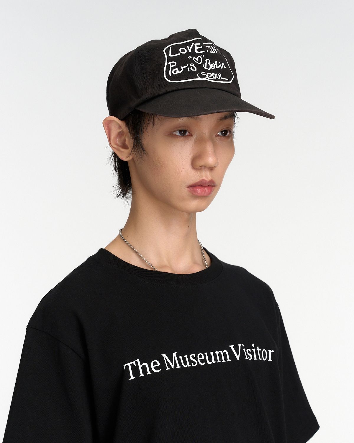 더뮤지엄비지터(THEMUSEUMVISITOR) LOVE IN WASHED BALL CAP (BLACK)