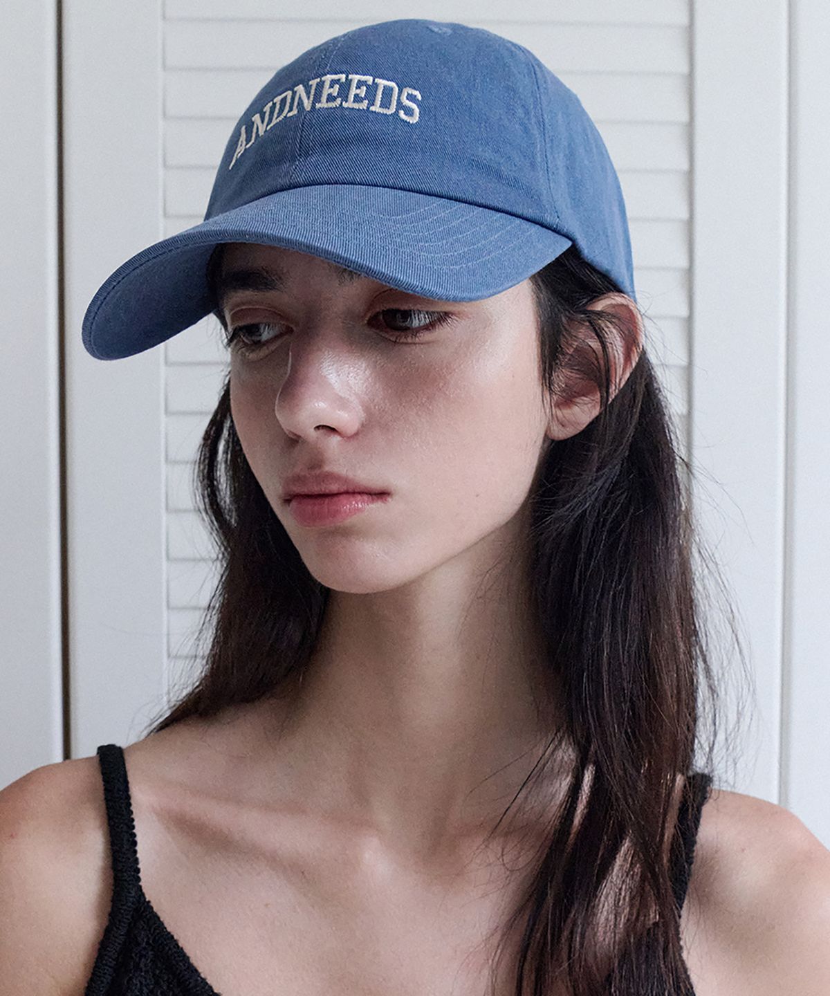 앤니즈(ANDNEEDS) Tipo logo ball cap (blue)