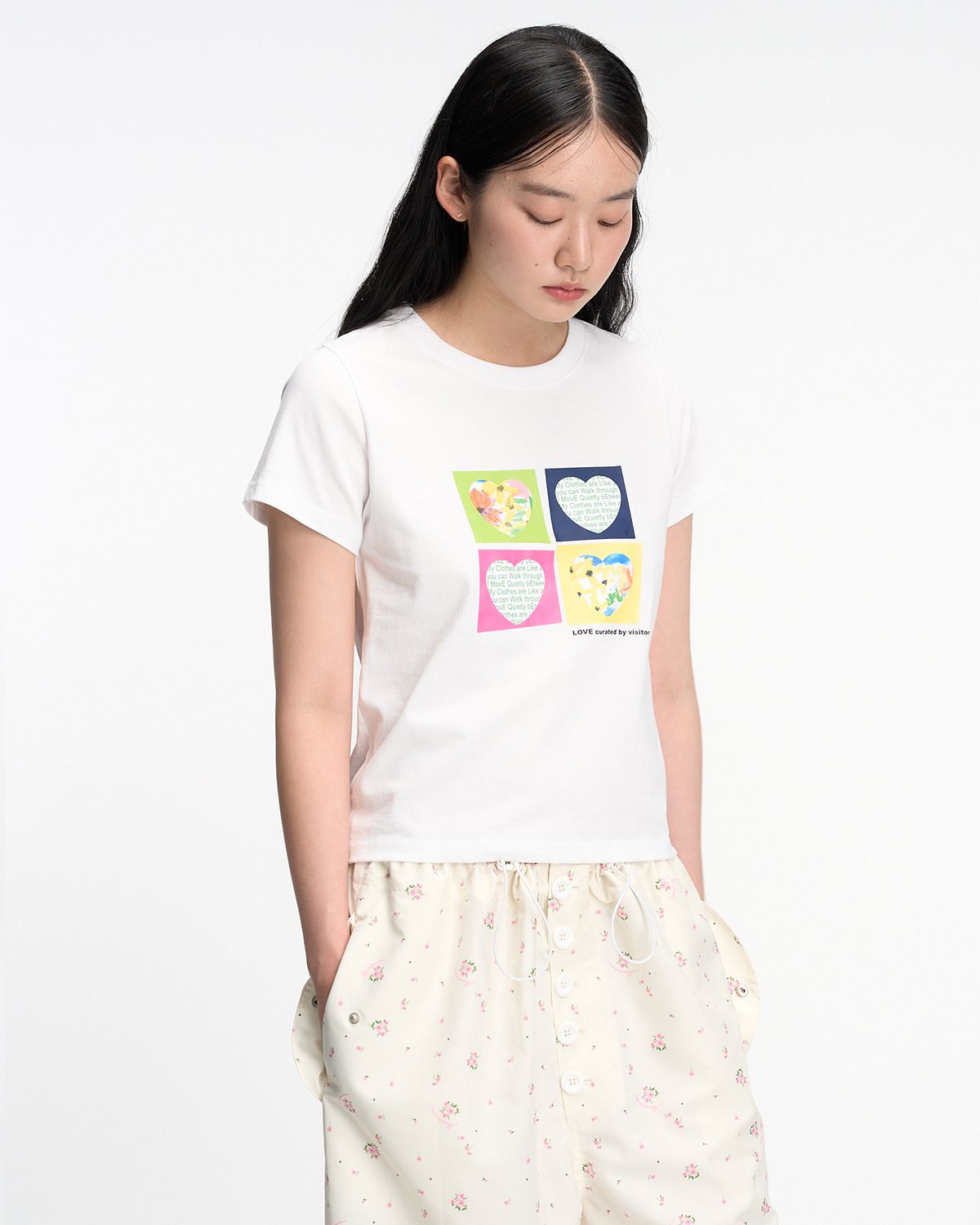 더뮤지엄비지터(THEMUSEUMVISITOR) W FLOWER BLOCK GRAPHIC T-SHIRT (WHITE)
