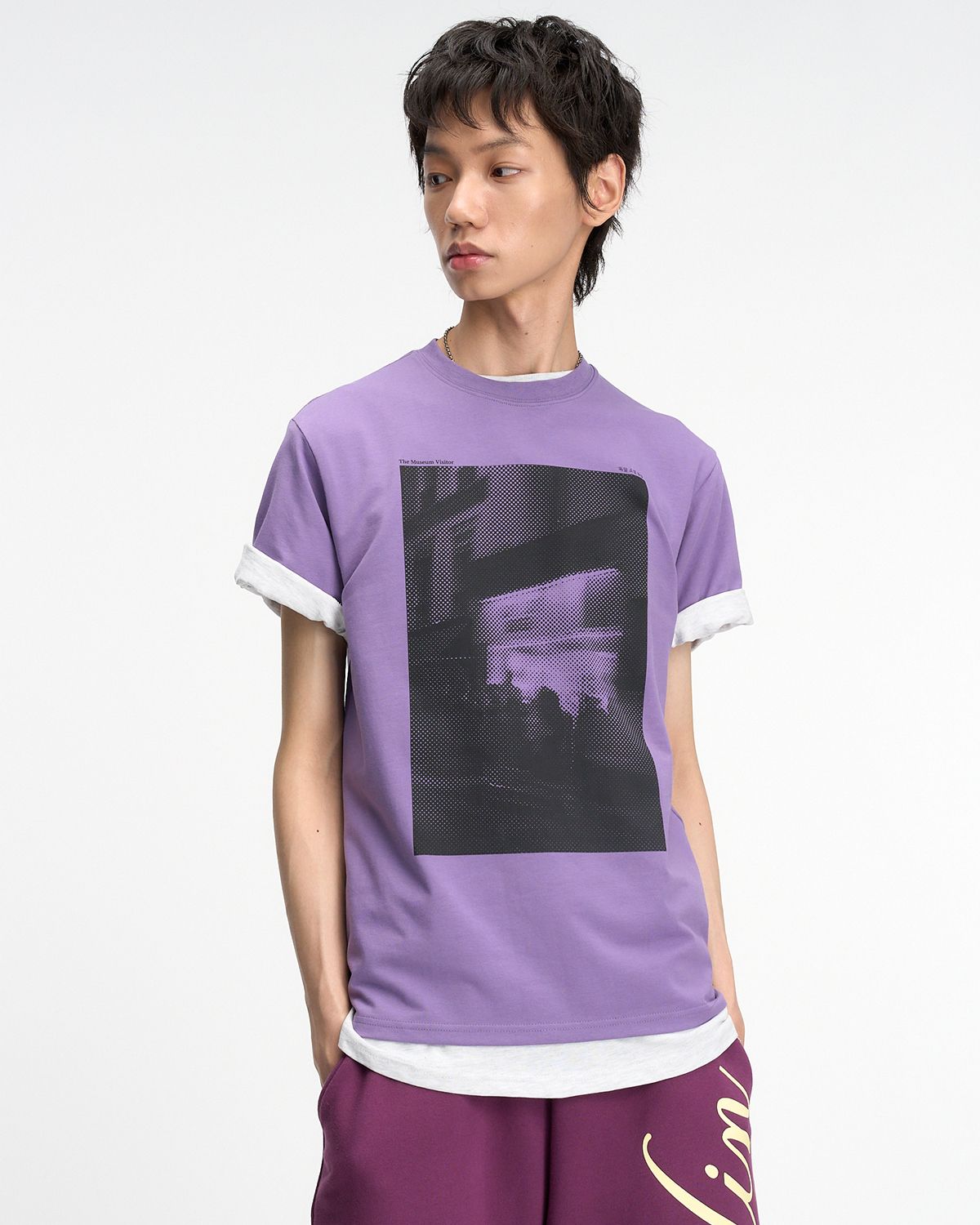 더뮤지엄비지터(THEMUSEUMVISITOR) GALLERY ARTWORK T-SHIRT (PURPLE)
