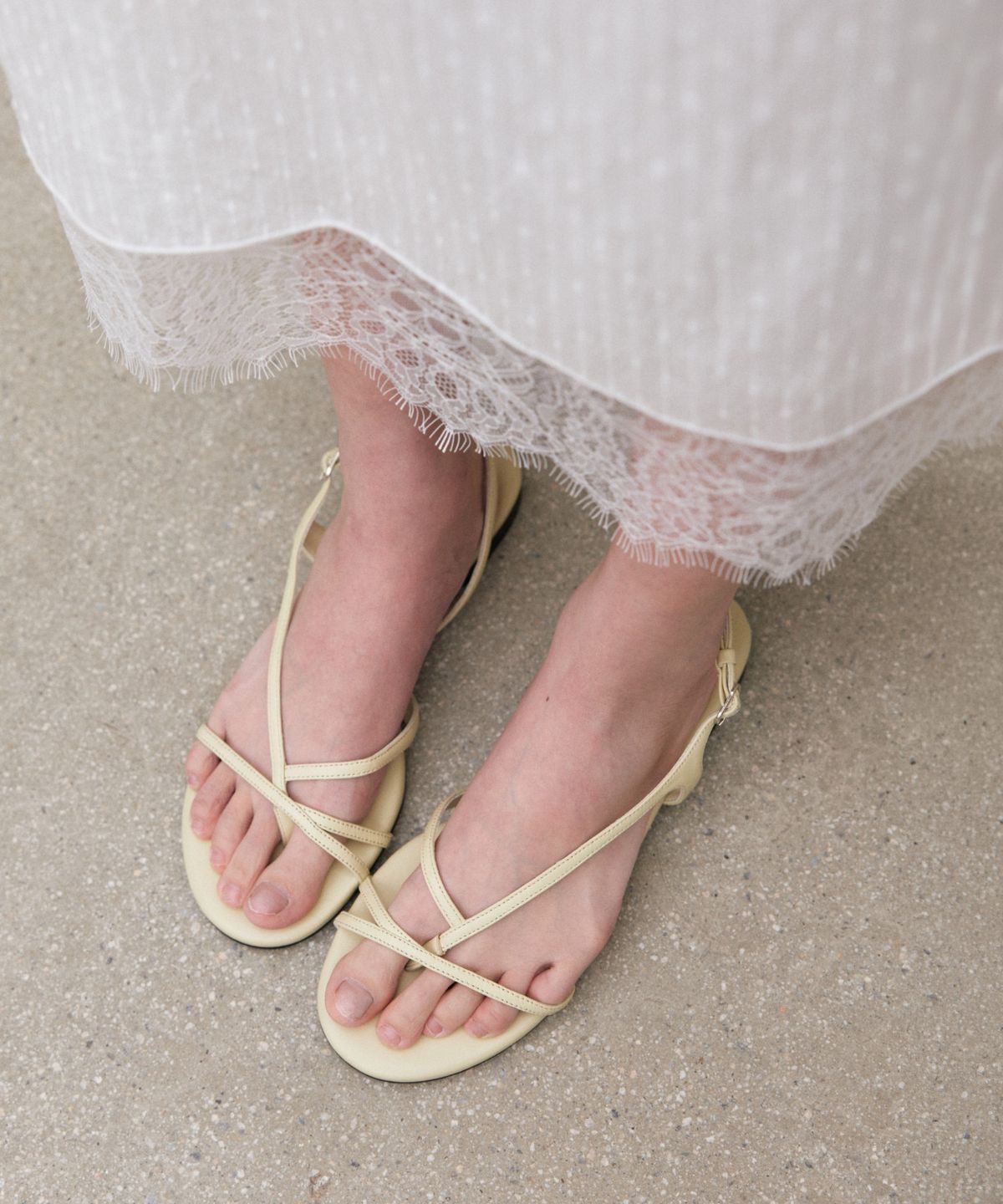 망고매니플리즈(MANGO MANY PLEASE) POIN STRAP SANDLE_CREAM EGG