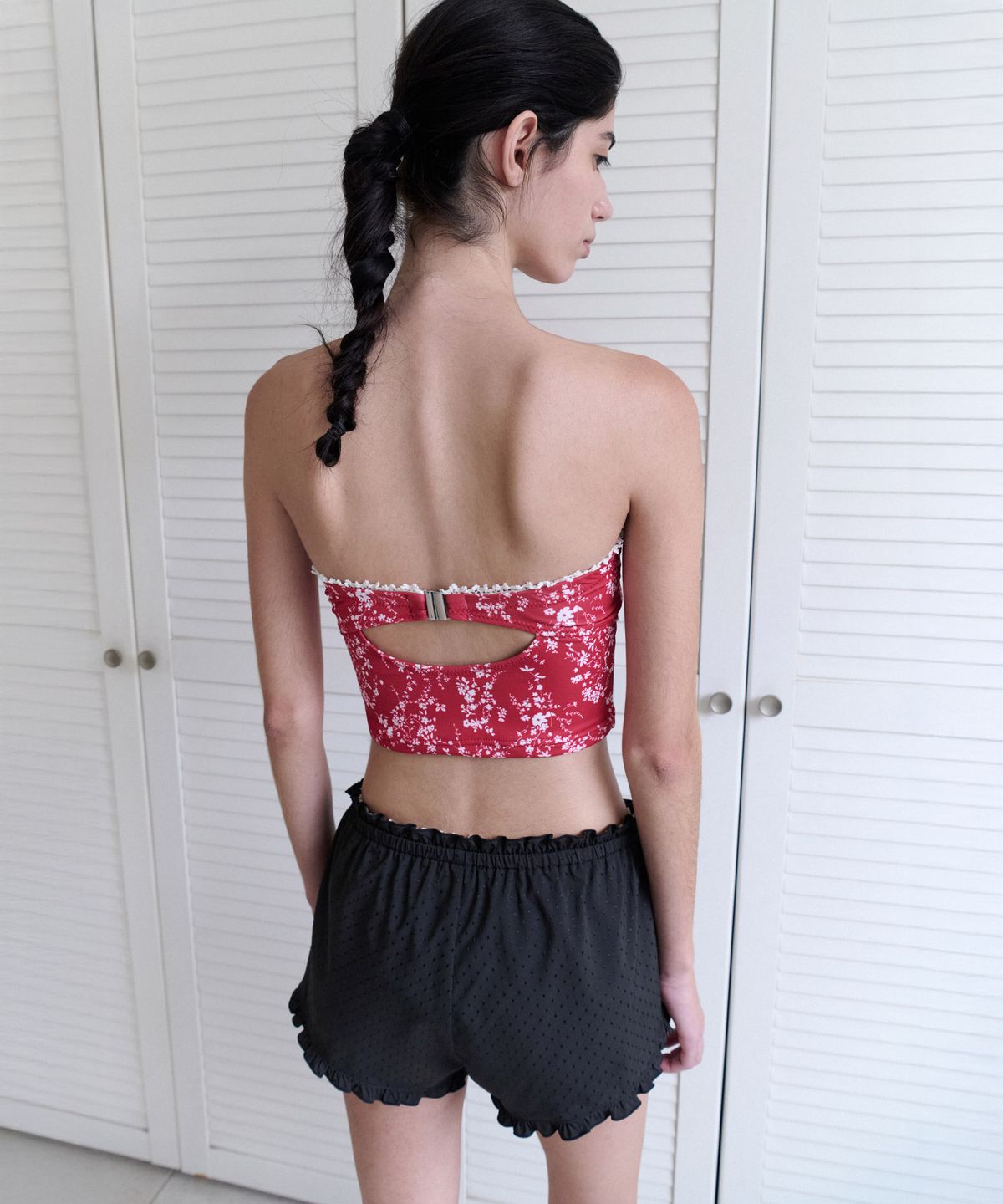 앤니즈(ANDNEEDS) Ella frill half pants (black)
