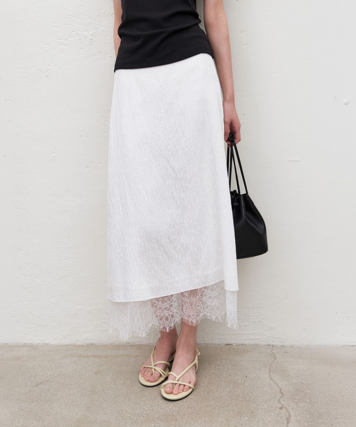 망고매니플리즈(MANGO MANY PLEASE) CHICOR LACE SKIRT_IVORY