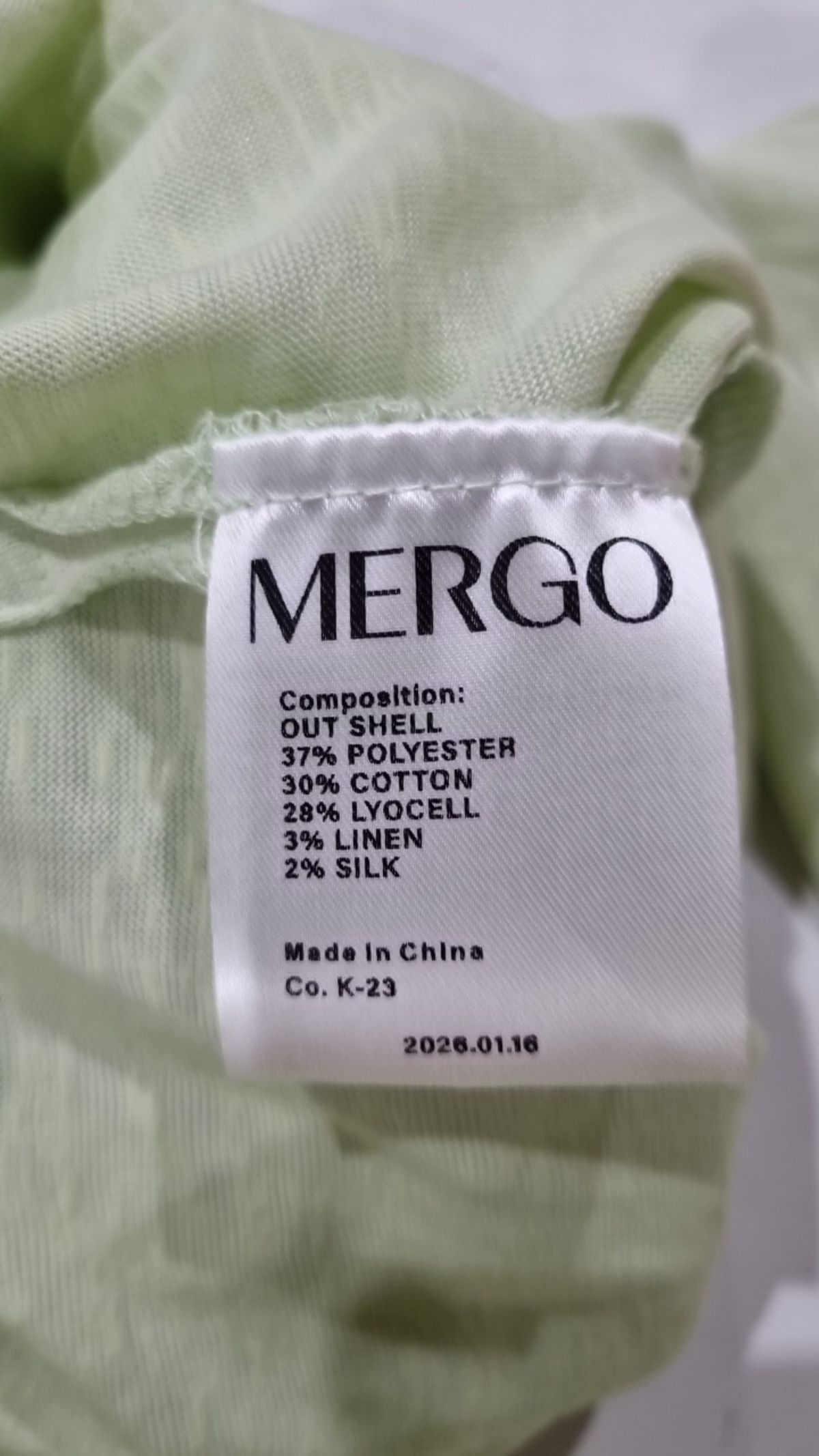 메르고(MERGO) 긴소매 티셔츠