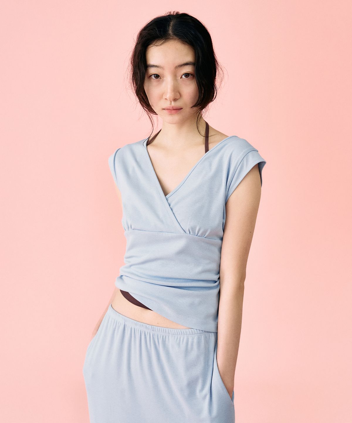 망고매니플리즈(MANGO MANY PLEASE) [ROUTINE] YORK WRAP TEE_LIGHT BLUE