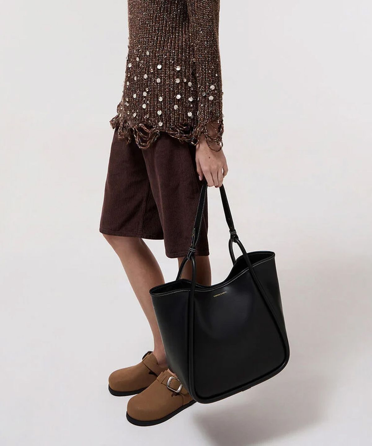 찰스앤키스(CHARLES & KEITH) 라일라 튜블러 슬라우치 토트백 3colors CK2-30781483
