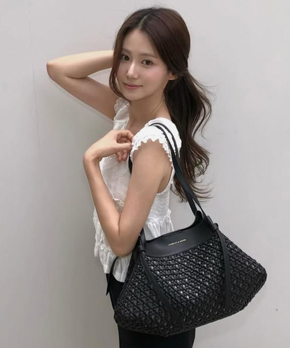 찰스앤키스(CHARLES & KEITH) 칼라 우븐 토트백 2colors CK2-30701696-2