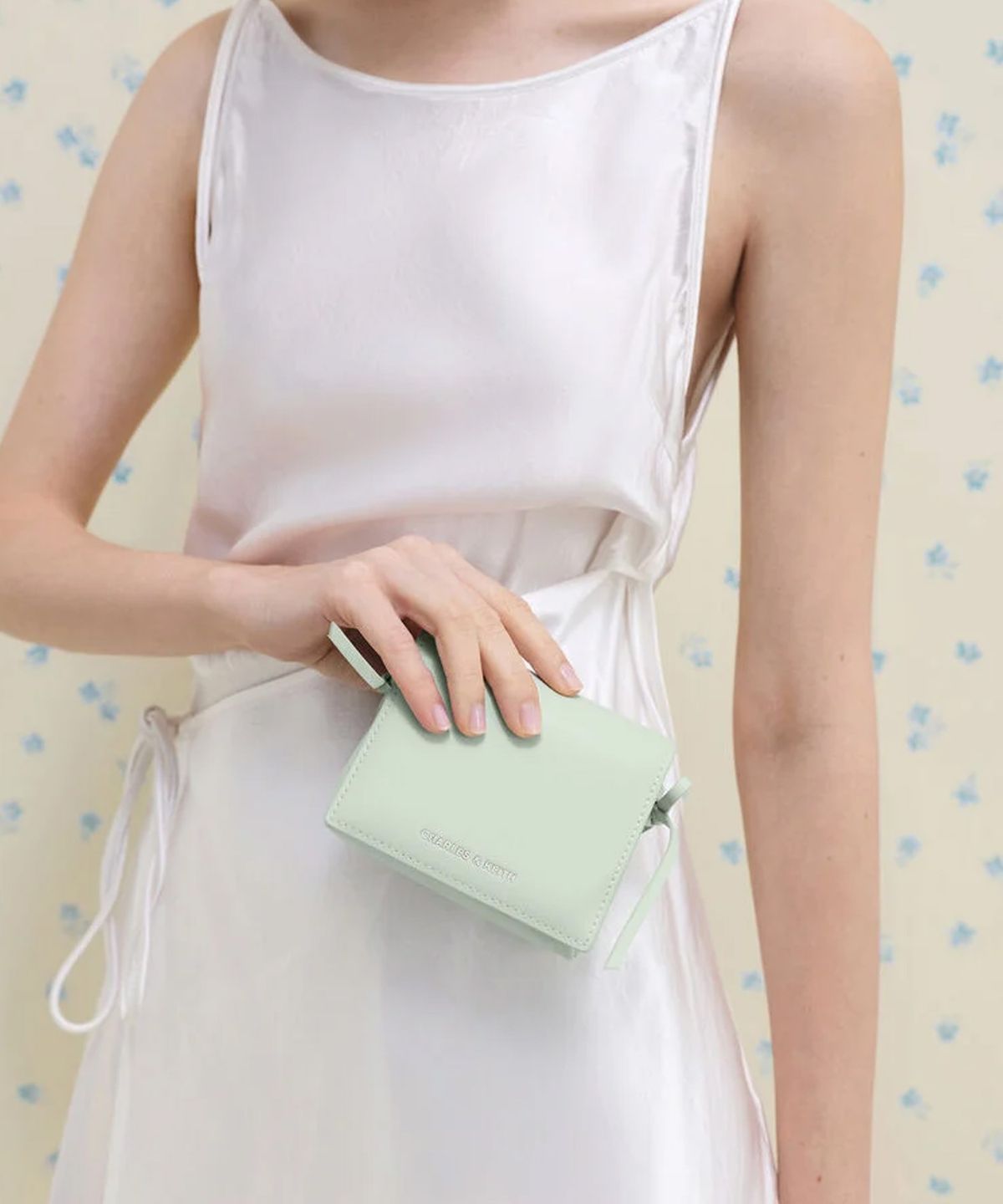 찰스앤키스(CHARLES & KEITH) 헤이즐 보우 스몰 월렛 3colors CK6-30770717