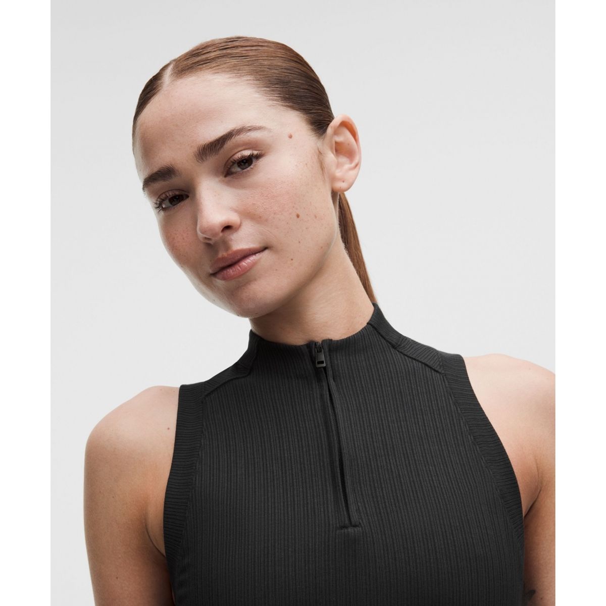 룰루레몬(LULULEMON) 홀드 타이트 마이크로 립 하프집 탱크탑  BLK