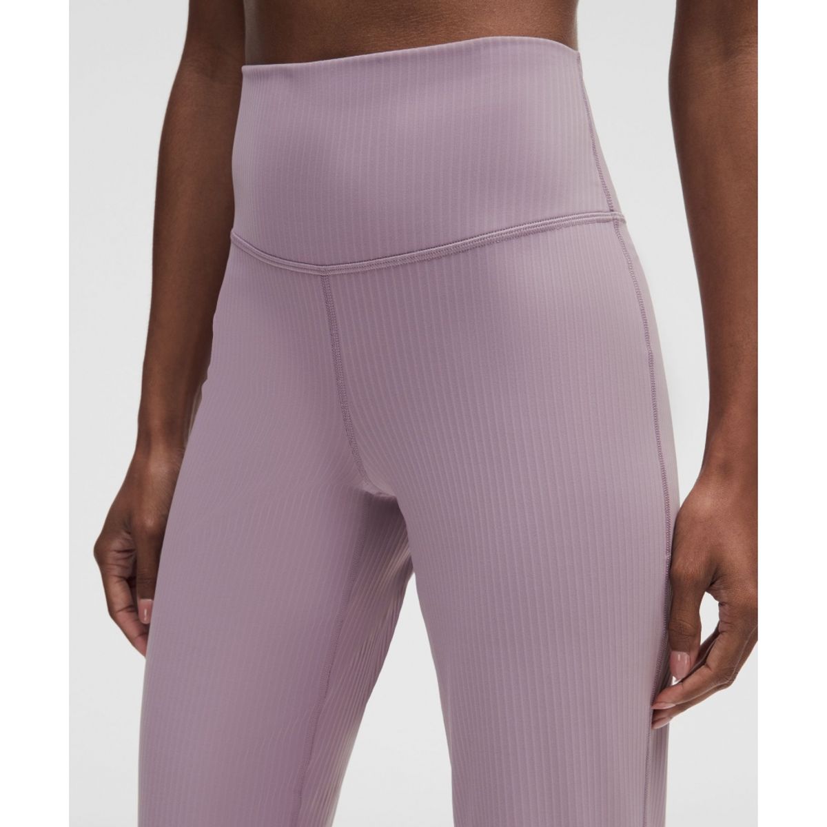 룰루레몬(LULULEMON) Align™ 하이라이즈 레터스 헴 플레어드 팬츠  LOTU