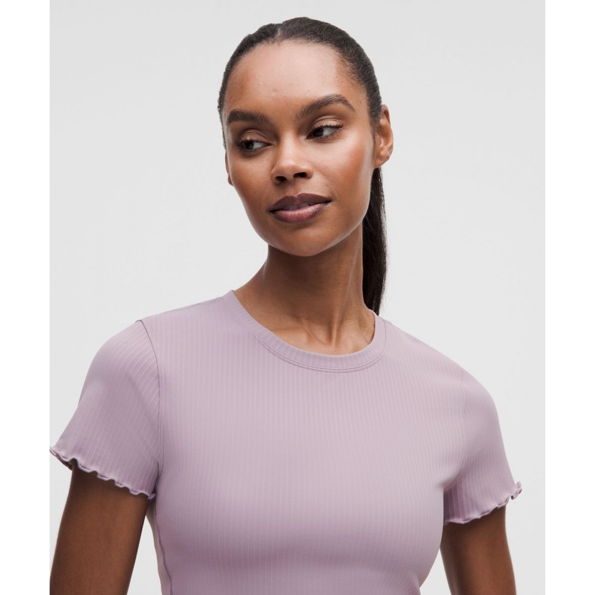 룰루레몬(LULULEMON) Align™ 레터스 헴 베이비 티  LOTU