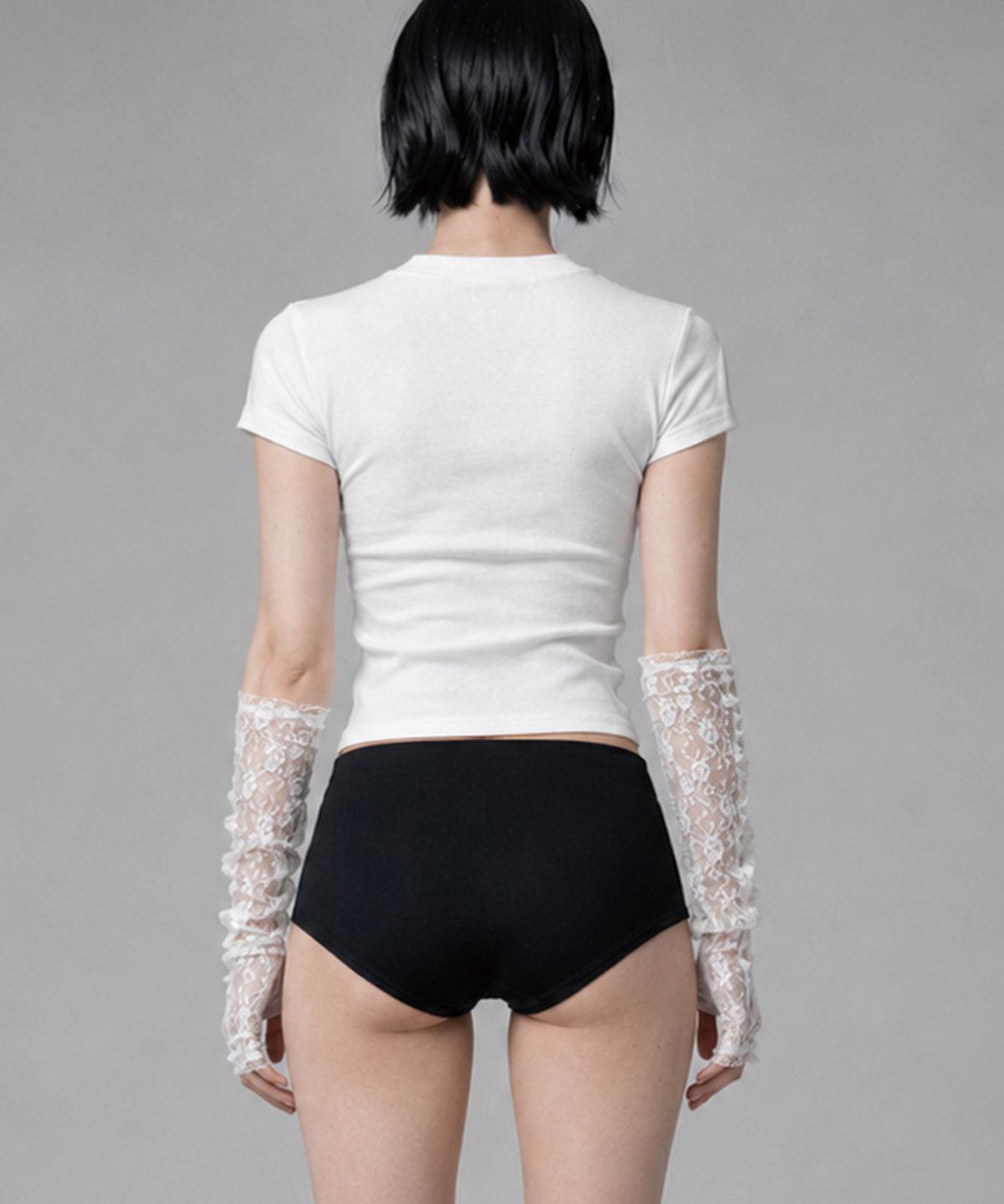 에트오소메(ETRE AU SOMMET) Shirring Eyelet Bolero Top (White)