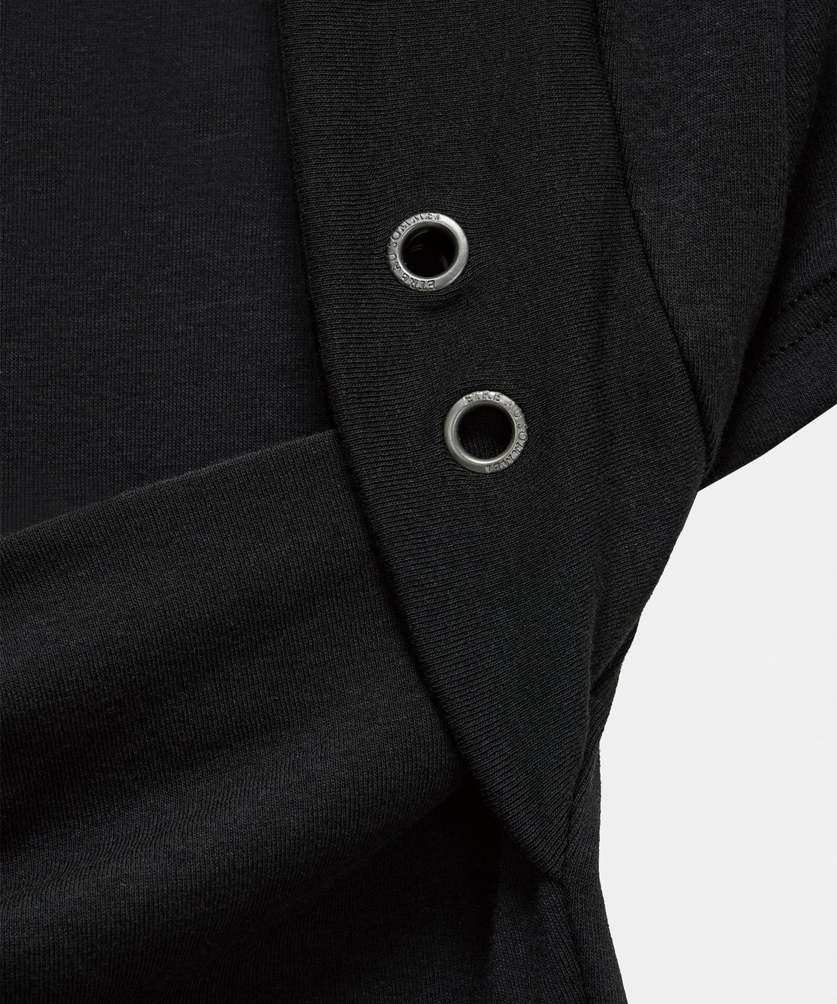 에트오소메(ETRE AU SOMMET) Shirring Eyelet Bolero Top (Black)