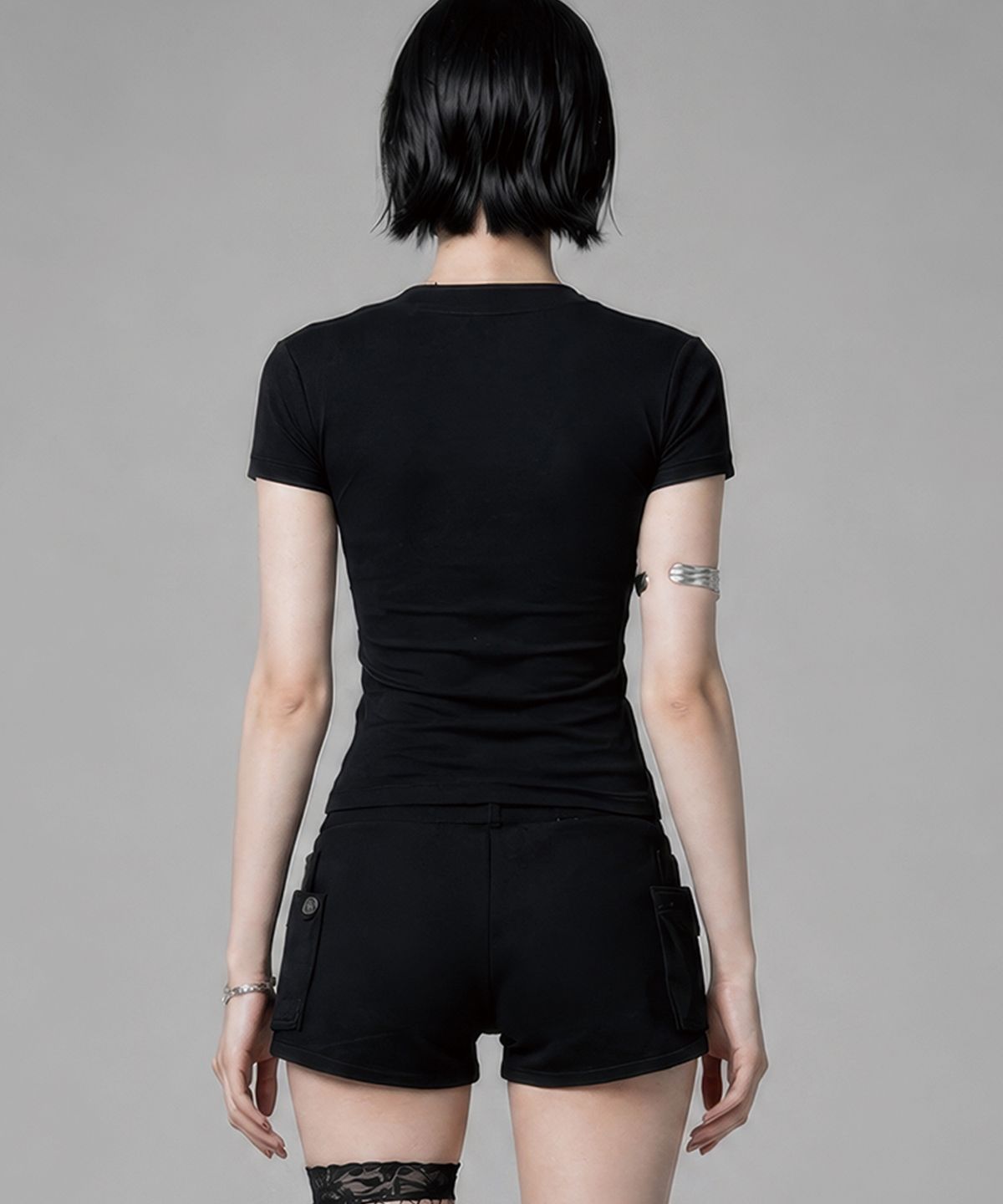 에트오소메(ETRE AU SOMMET) Shirring Eyelet Bolero Top (Black)