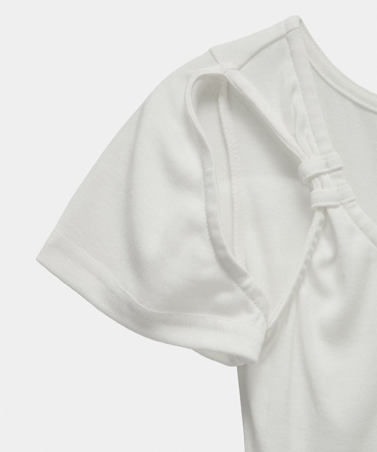 에트오소메(ETRE AU SOMMET) Layered Buckle Line Top (White)