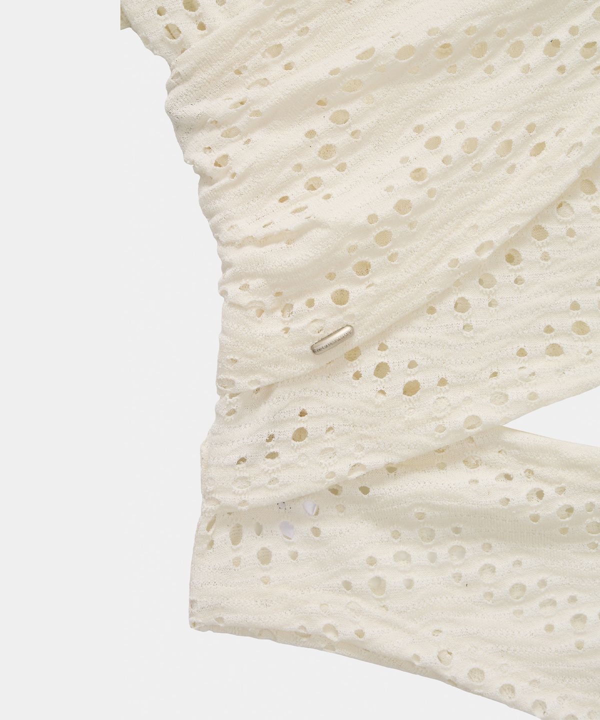 에트오소메(ETRE AU SOMMET) Hole Knit Layered Side Slit Top (Ivory)