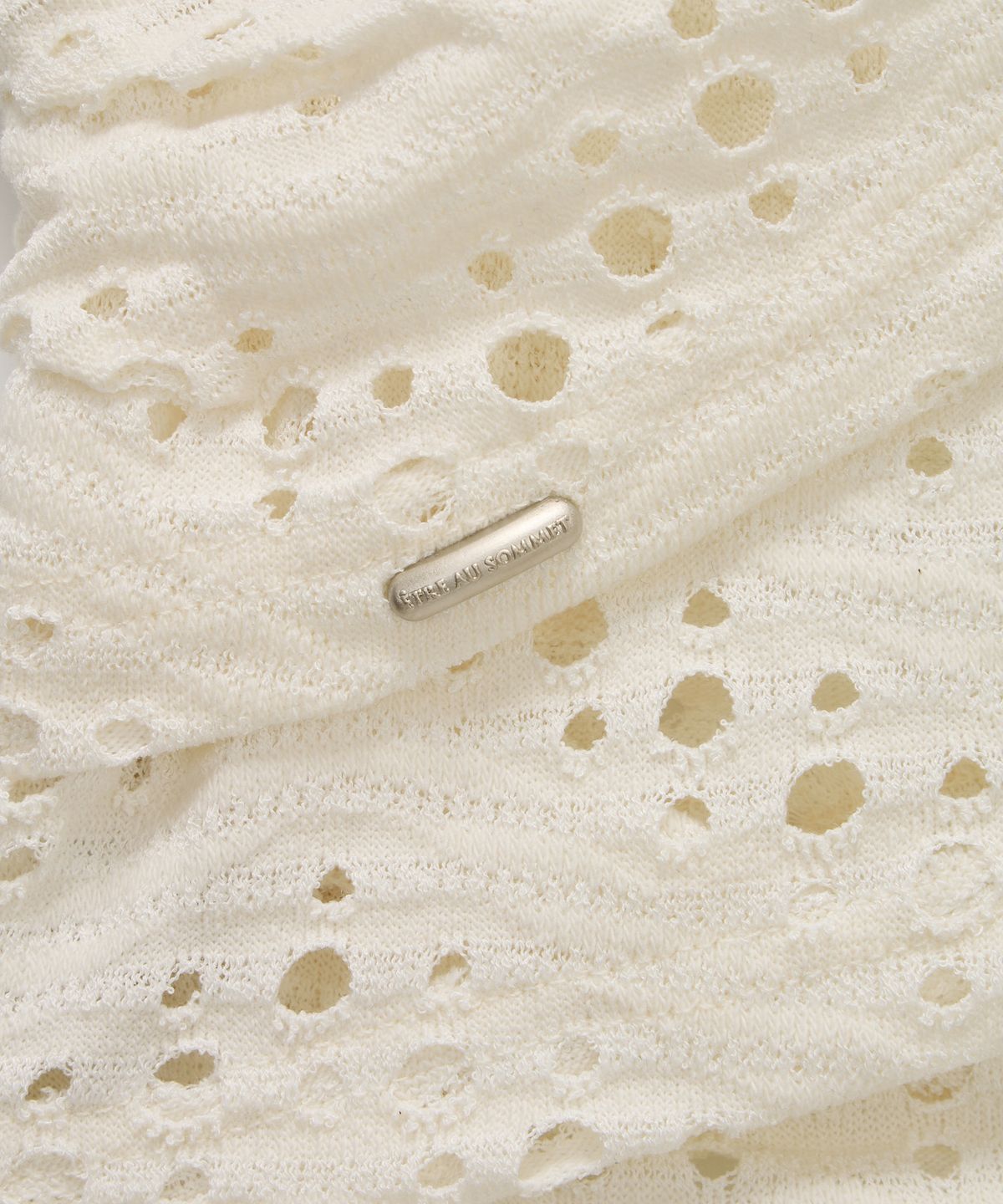 에트오소메(ETRE AU SOMMET) Hole Knit Layered Side Slit Top (Ivory)