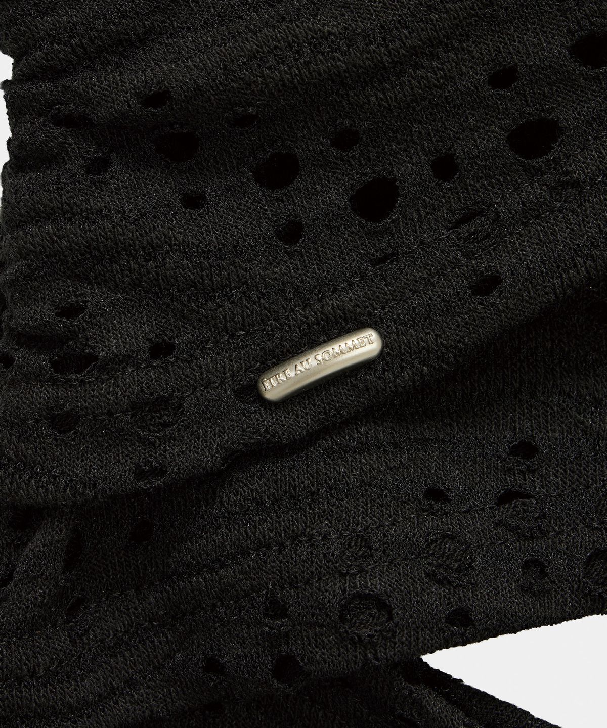 에트오소메(ETRE AU SOMMET) Hole Knit Layered Side Slit Top (Black)