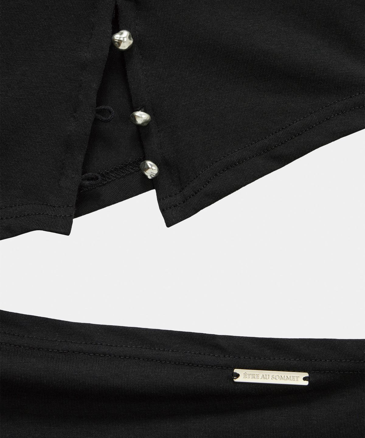 에트오소메(ETRE AU SOMMET) Cut-Out Open Short Sleeve (Black)