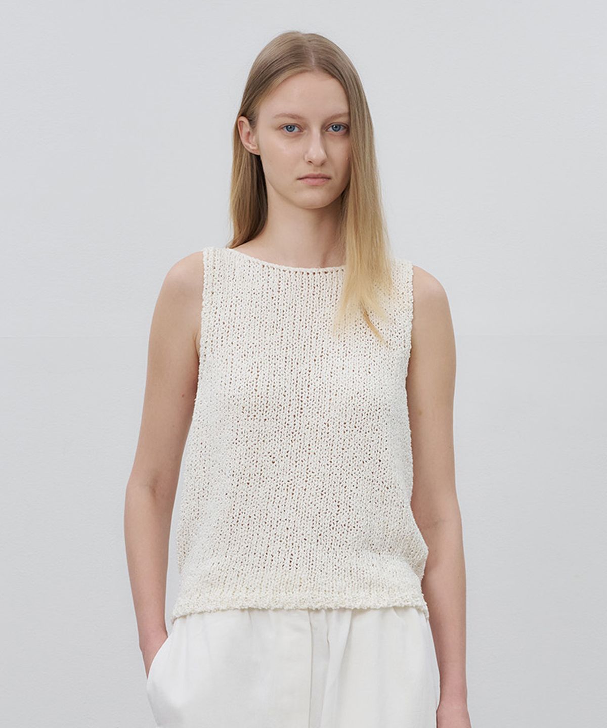 로트(LOTE) Crochet Sleeveless Knit_2 Color