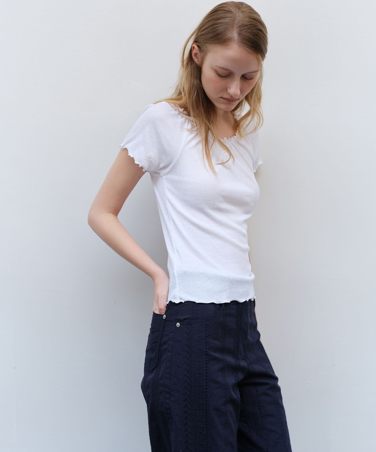 더라이(THERYE) Shirring 2way T-Shirt(White)